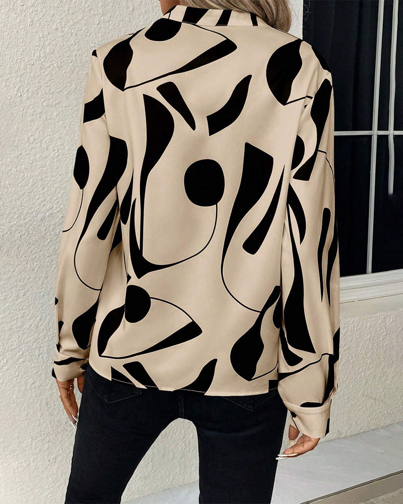 Hailey - Printed blouse with high collar