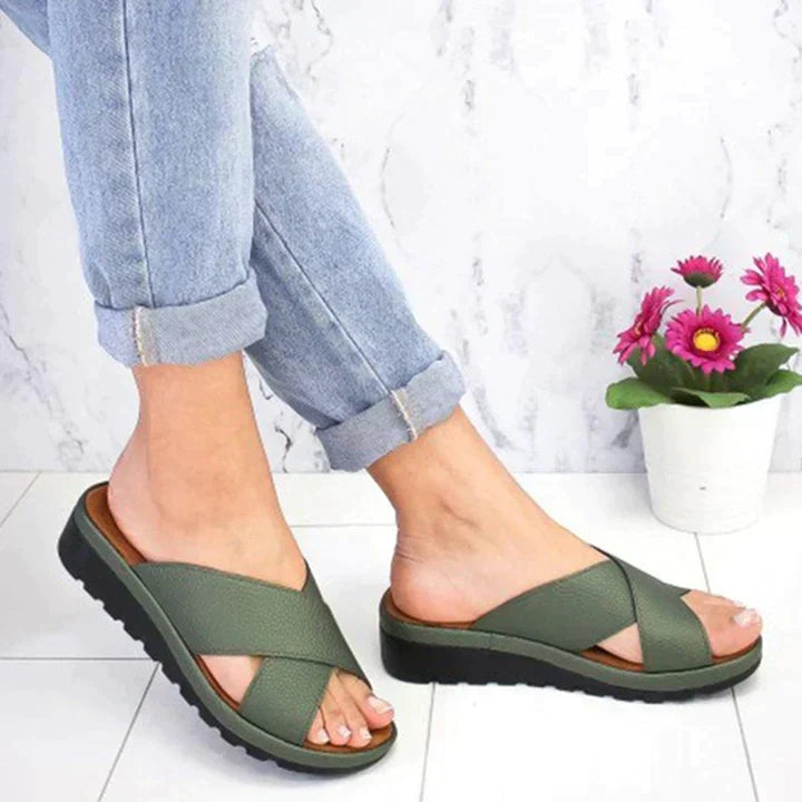 Lizzy | The Trendsetting Ortho-Sandals