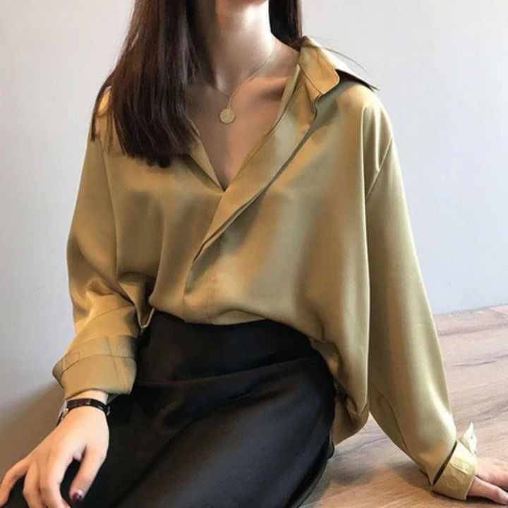 Chloé - Elegant Satin Blouse